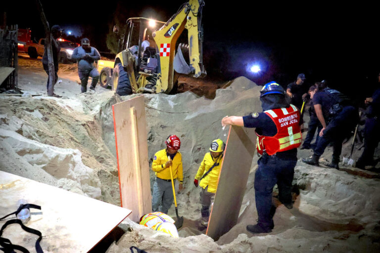 BOMBEROS SJC RESCATE EXITOSO VADO SANTA ROSA 1
