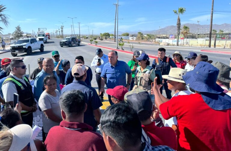 DIÁLOGO SE LEVANTA BLOQUEO COL. FUNDADORES 3