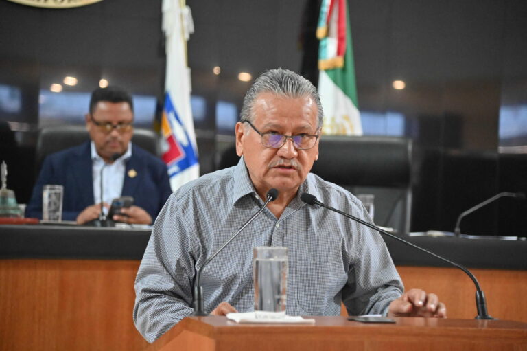 DIP FERNANDO HOYOS AGUILAR 260505 3