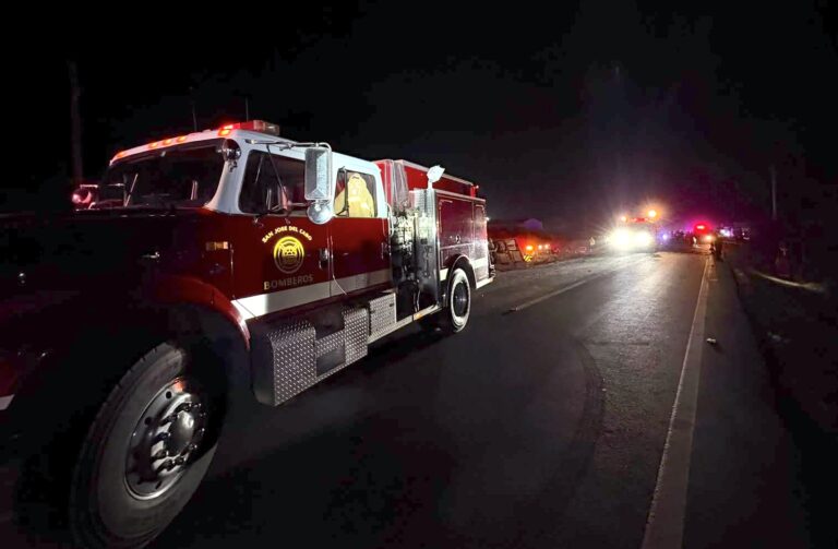 AYUNTAMIENTO LOS CABOS ATENCIÓN A PERSONAS HERIDAS ACCIDENTE SANTA ANITA 1