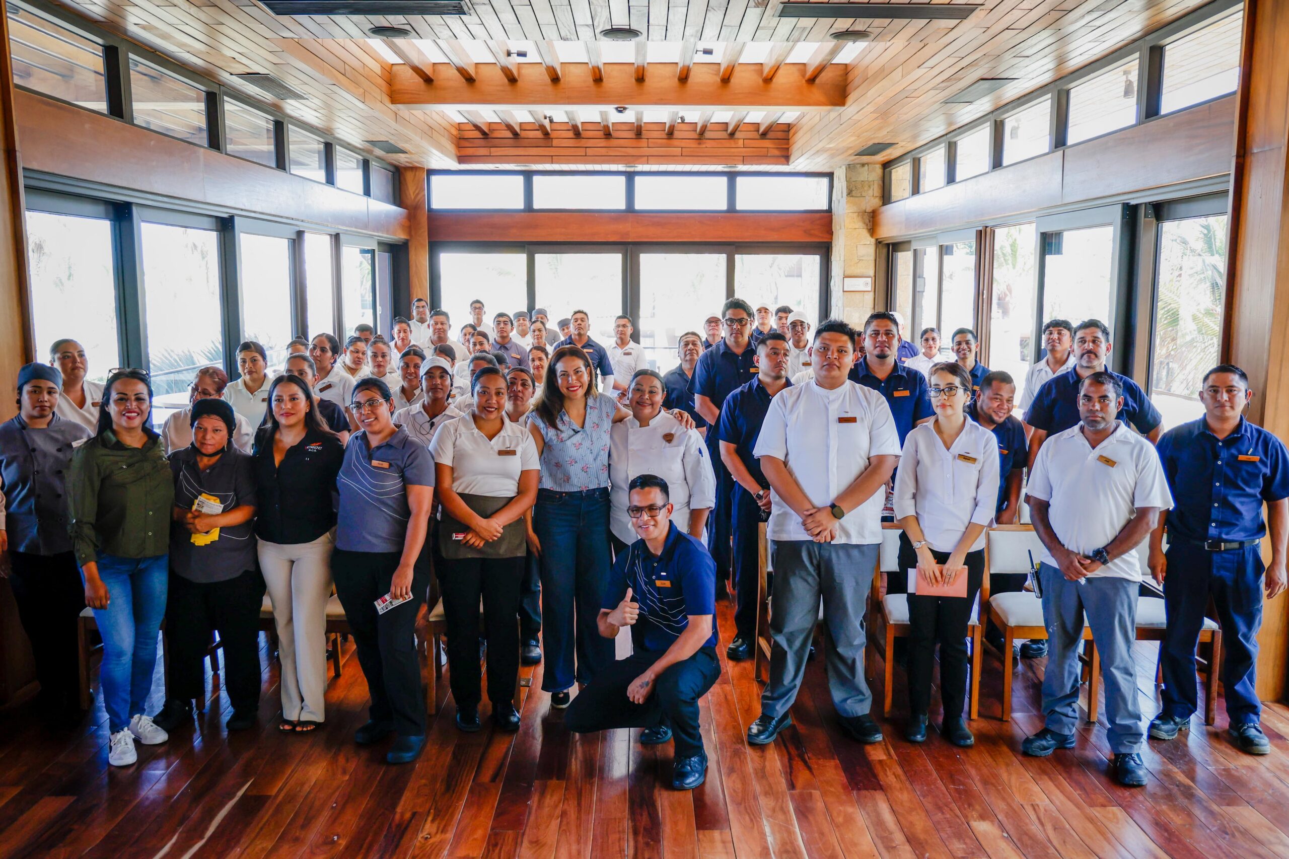 MQ - Trabajadores Turismo F4